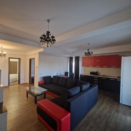 Jolie Suites Brăila Екстериор снимка