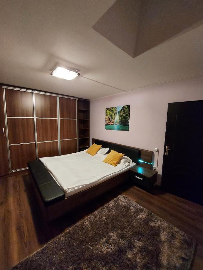 Jolie Suites Brăila Екстериор снимка
