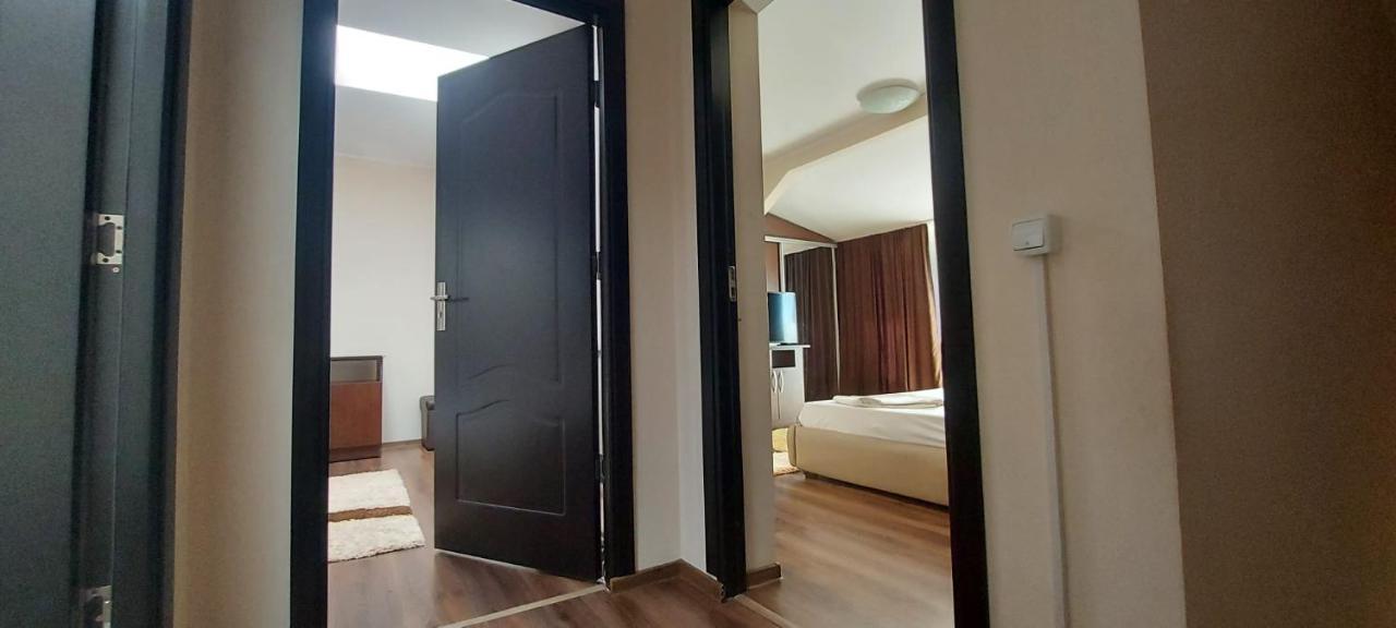 Jolie Suites Brăila Екстериор снимка