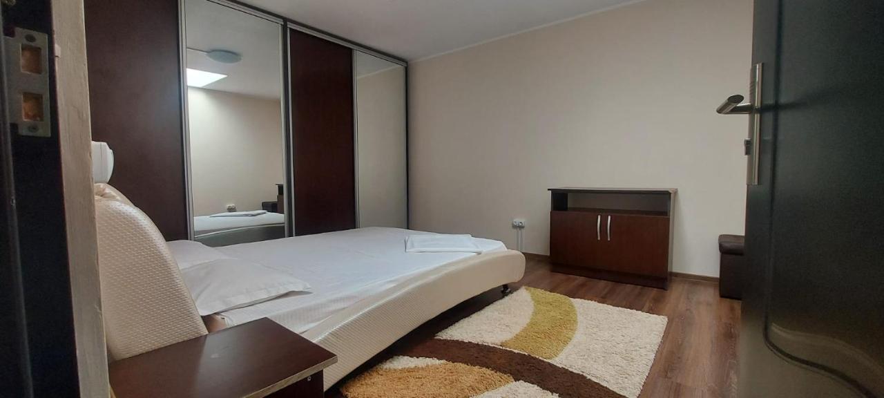 Jolie Suites Brăila Екстериор снимка