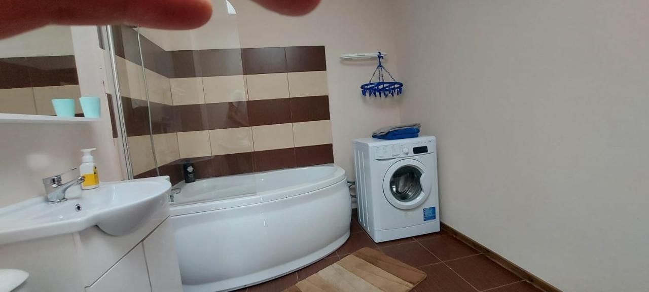 Jolie Suites Brăila Екстериор снимка