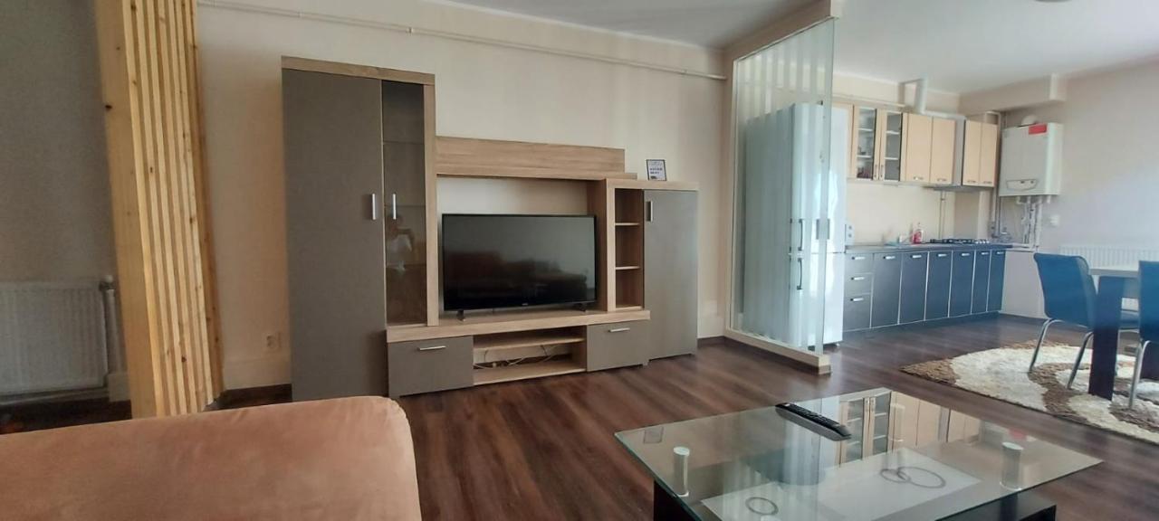 Jolie Suites Brăila Екстериор снимка