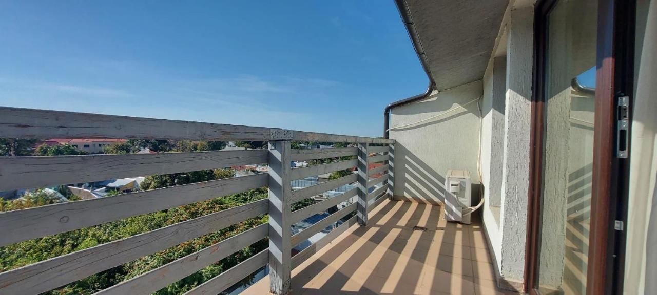 Jolie Suites Brăila Екстериор снимка