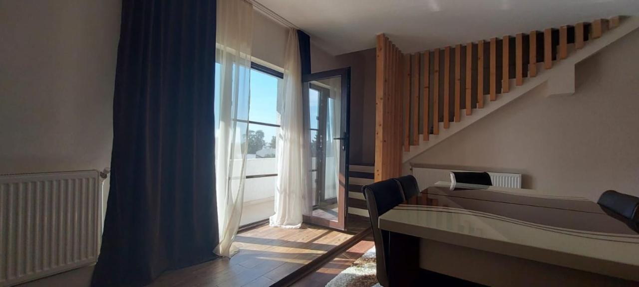 Jolie Suites Brăila Екстериор снимка