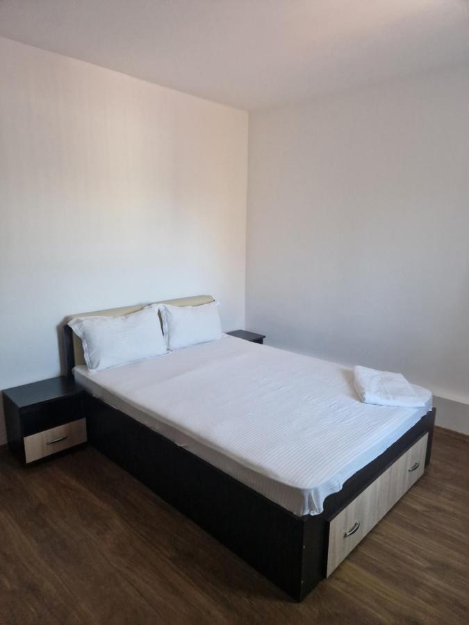 Jolie Suites Brăila Екстериор снимка