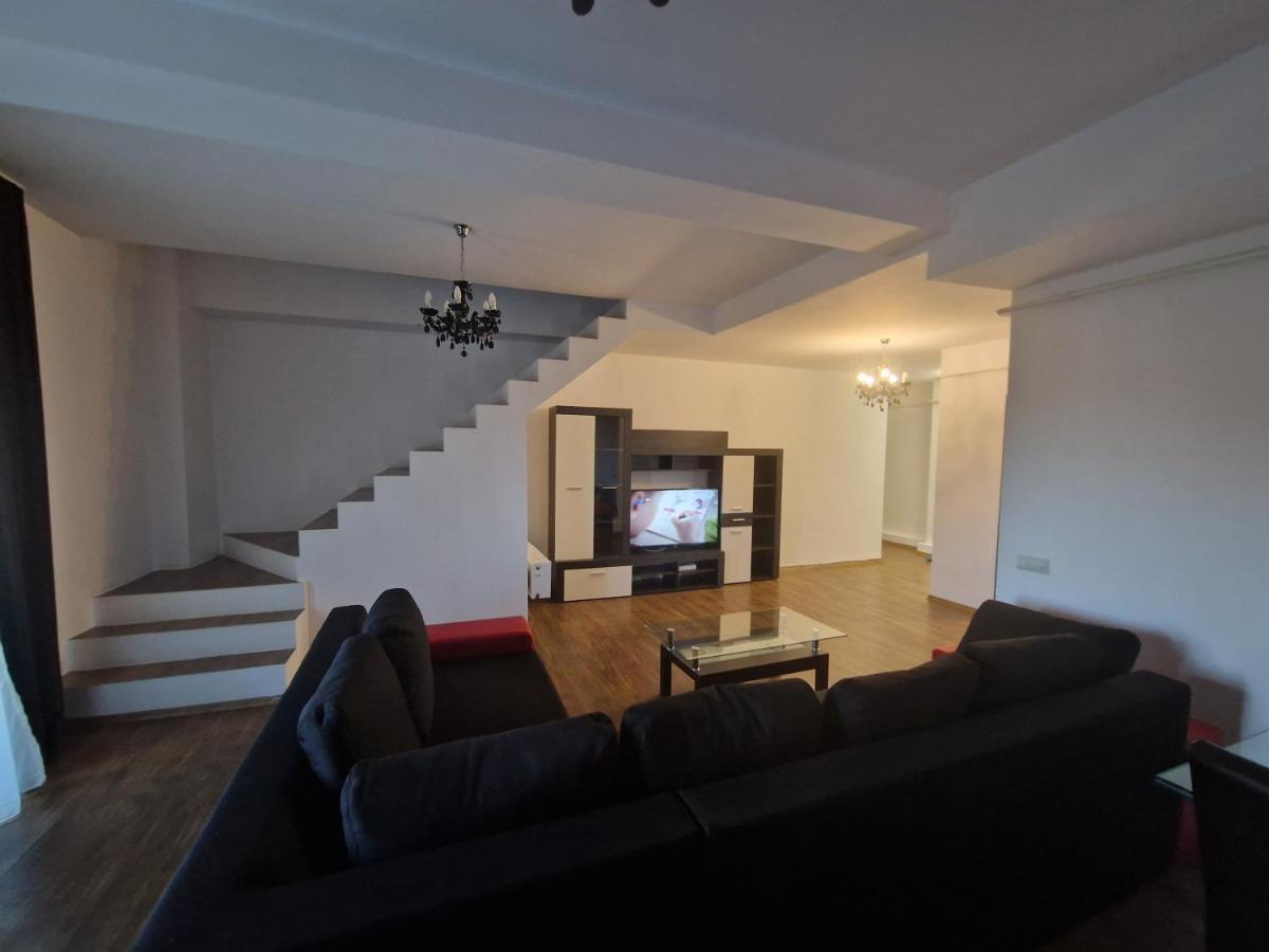 Jolie Suites Brăila Екстериор снимка