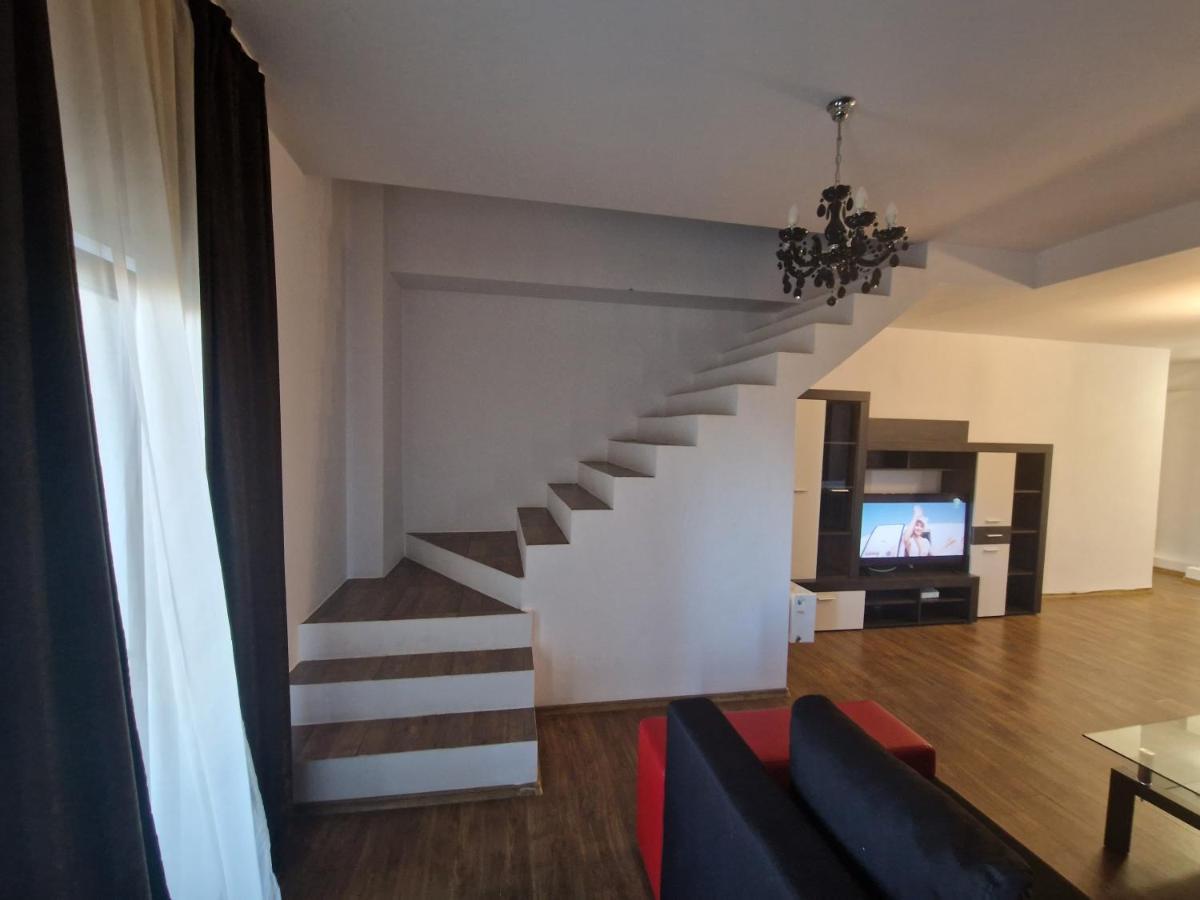 Jolie Suites Brăila Екстериор снимка